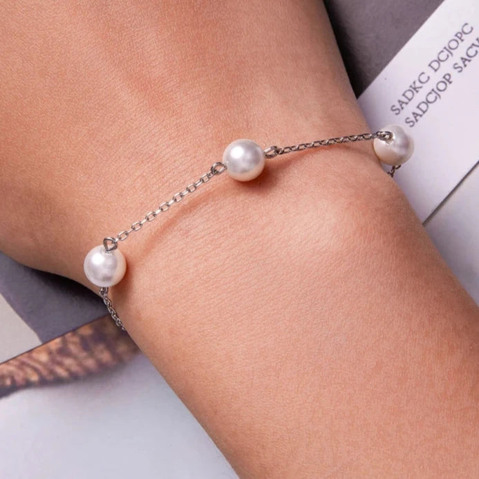 Shell Pearl Bracelet