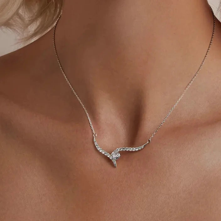 Minimalist Line Necklace